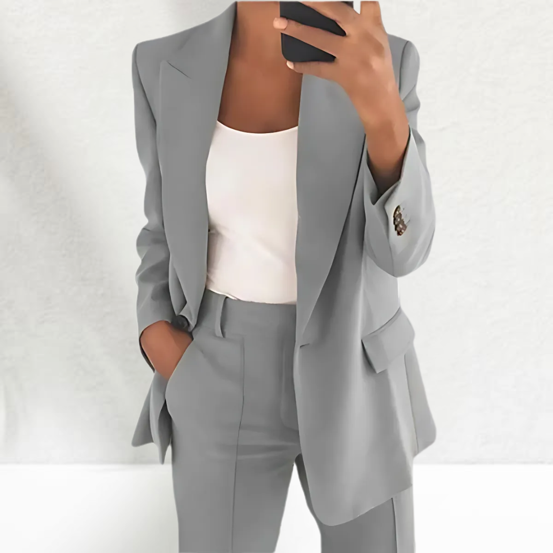 Billie | Two-Piece Women's Suit