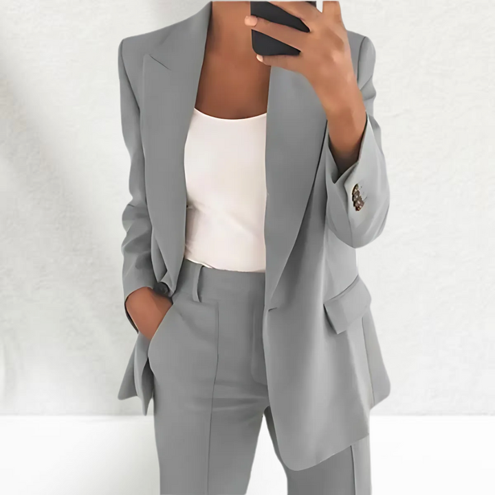 Billie | Two-Piece Women's Suit
